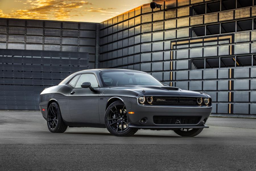  Dodge Challenger T/A 392 2016 года  (фото 1 из 25)